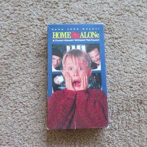 HOME ALONE Vintage VHS Christmas Movie